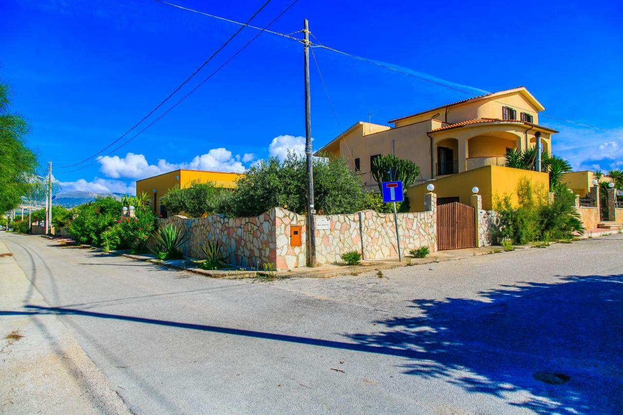 Casa Vacanze L'Orizzonte Aparthotel Valderice Kültér fotó