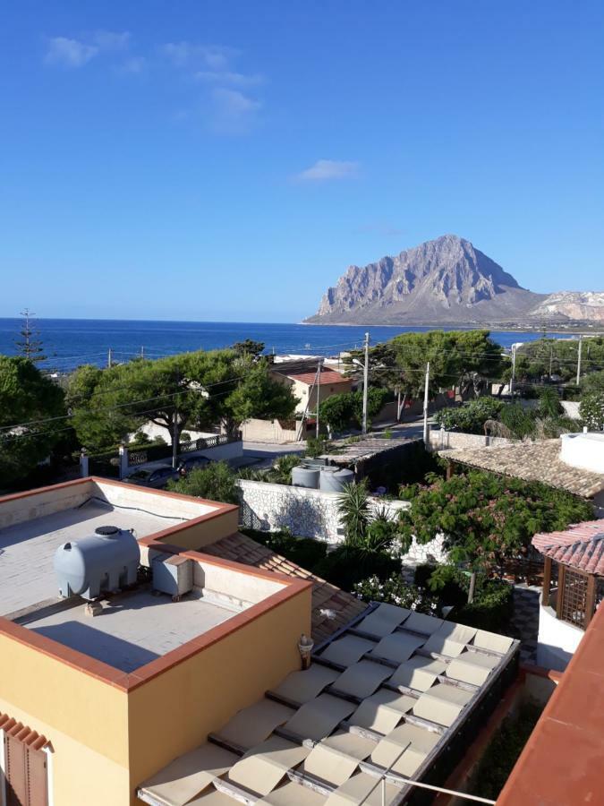 Casa Vacanze L'Orizzonte Aparthotel Valderice Kültér fotó